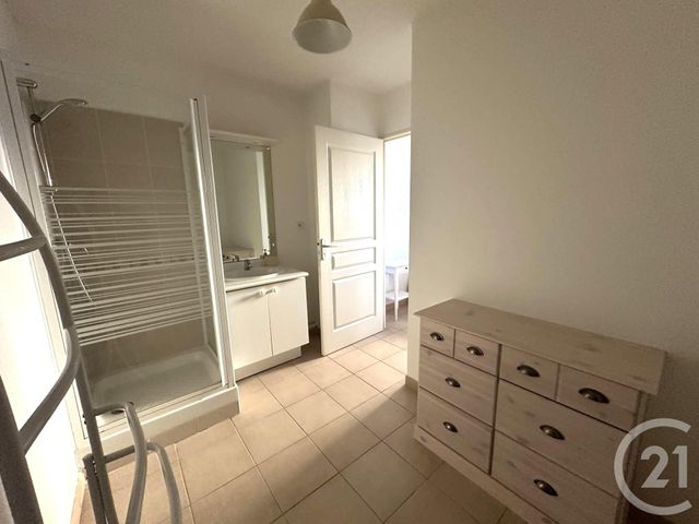 Appartement T1 &agrave; louer - 1 pi&egrave;ce - 28,89 m2 - Nimes - 30 - LANGUEDOC-ROUSSILLON