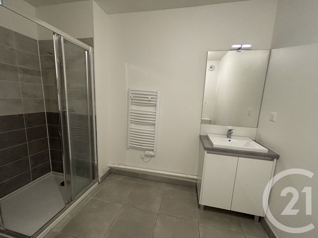 Appartement T2 &agrave; louer - 2 pi&egrave;ces - 51,04 m2 - Nimes - 30 - LANGUEDOC-ROUSSILLON