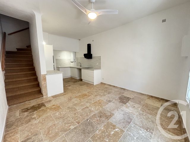 Appartement T2 &agrave; louer - 2 pi&egrave;ces - 46,67 m2 - Nimes - 30 - LANGUEDOC-ROUSSILLON