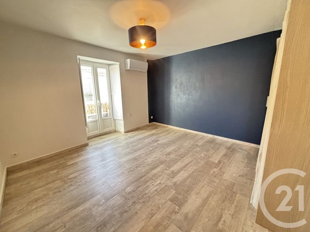 Appartement T2 &agrave; louer - 2 pi&egrave;ces - 46,67 m2 - Nimes - 30 - LANGUEDOC-ROUSSILLON