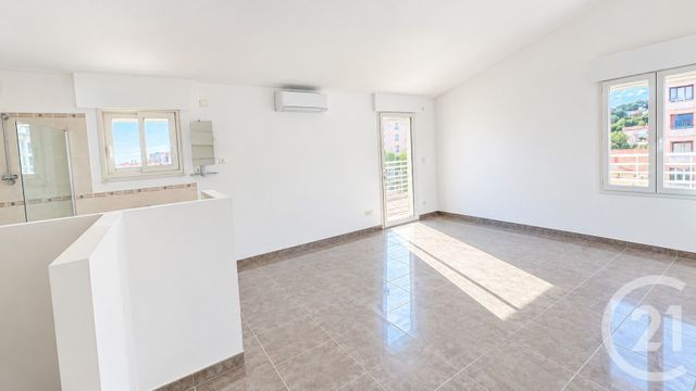 Appartement Triplex &agrave; vendre - 4 pi&egrave;ces - 108 m2 - Nimes - 30 - LANGUEDOC-ROUSSILLON