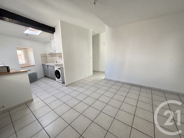 Appartement T2 &agrave; louer - 2 pi&egrave;ces - 35,98 m2 - Nimes - 30 - LANGUEDOC-ROUSSILLON