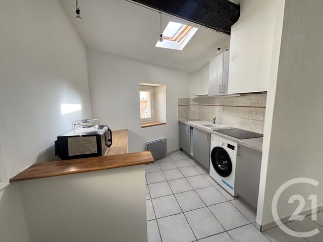 Appartement T2 &agrave; louer - 2 pi&egrave;ces - 35,98 m2 - Nimes - 30 - LANGUEDOC-ROUSSILLON