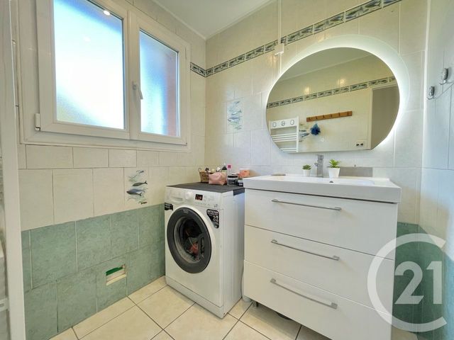 Appartement T4 à vendre - 4 pièces - 79,09 m2 - Lunel - 34 - LANGUEDOC-ROUSSILLON