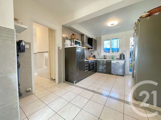 Appartement T4 à vendre - 4 pièces - 79,09 m2 - Lunel - 34 - LANGUEDOC-ROUSSILLON