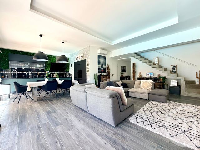 Maison &agrave; vendre - 4 pi&egrave;ces - 109,45 m2 - St Just - 34 - LANGUEDOC-ROUSSILLON