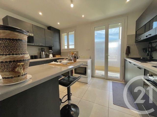 Appartement T4 à vendre - 4 pièces - 78,69 m2 - Lunel - 34 - LANGUEDOC-ROUSSILLON