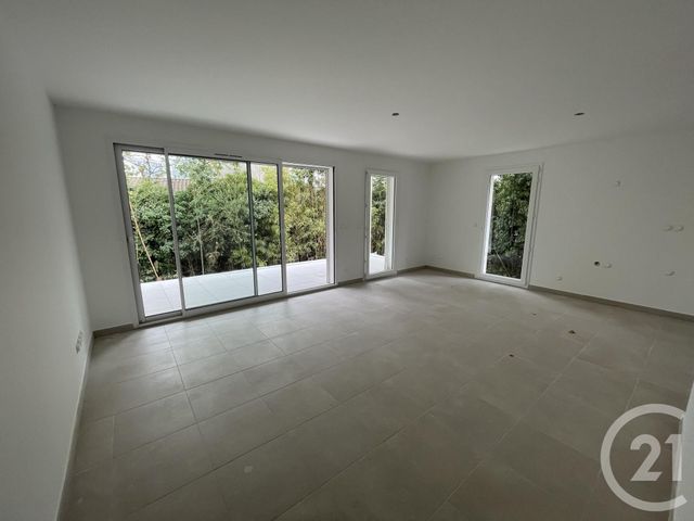 Afficher la photo en grand Appartement F3 à vendre - 3 pièces - 82,90 m2 - Lunel - 34 - LANGUEDOC-ROUSSILLON