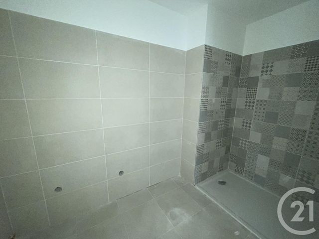 Afficher la photo en grand Appartement F3 à vendre - 3 pièces - 64,64 m2 - Lunel - 34 - LANGUEDOC-ROUSSILLON