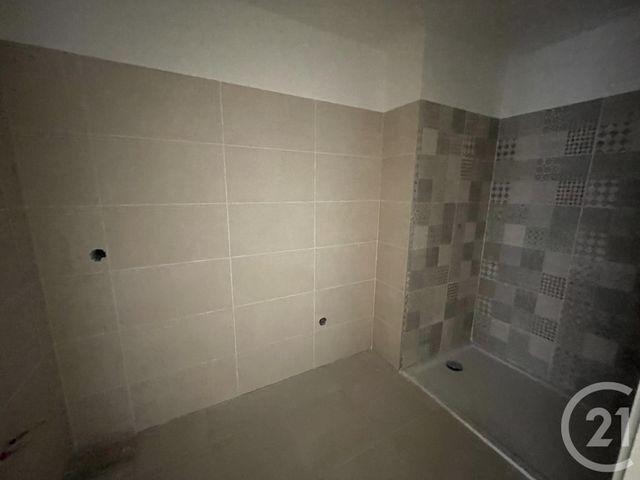 Afficher la photo en grand Appartement F3 à vendre - 3 pièces - 64,62 m2 - Lunel - 34 - LANGUEDOC-ROUSSILLON