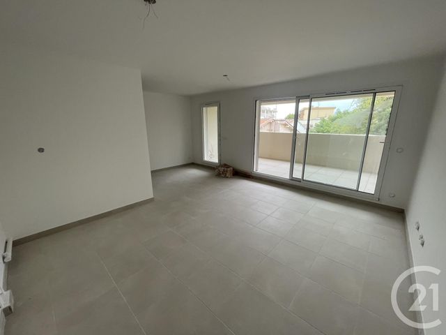 Afficher la photo en grand Appartement F3 à vendre - 3 pièces - 64,62 m2 - Lunel - 34 - LANGUEDOC-ROUSSILLON