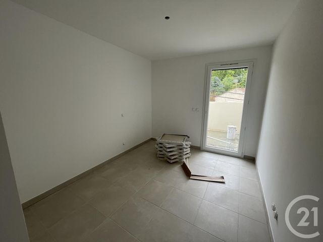 Afficher la photo en grand Appartement F3 à vendre - 3 pièces - 68,88 m2 - Lunel - 34 - LANGUEDOC-ROUSSILLON