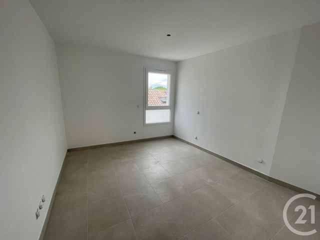 Afficher la photo en grand Appartement F3 à vendre - 3 pièces - 68,88 m2 - Lunel - 34 - LANGUEDOC-ROUSSILLON