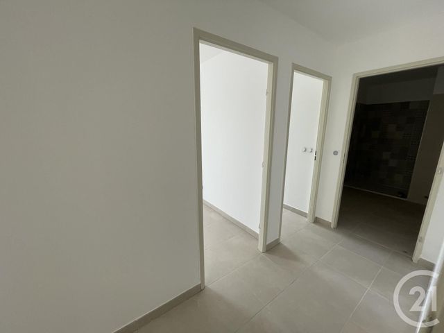 Afficher la photo en grand Appartement F3 à vendre - 3 pièces - 55,93 m2 - Lunel - 34 - LANGUEDOC-ROUSSILLON