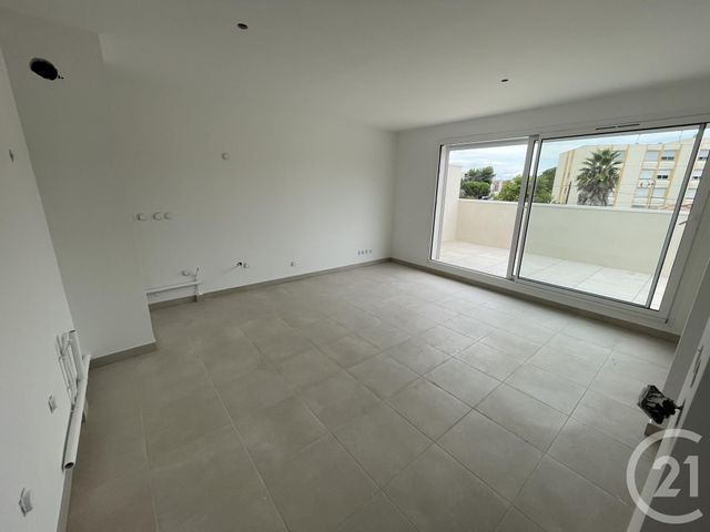 Afficher la photo en grand Appartement F3 à vendre - 3 pièces - 55,93 m2 - Lunel - 34 - LANGUEDOC-ROUSSILLON
