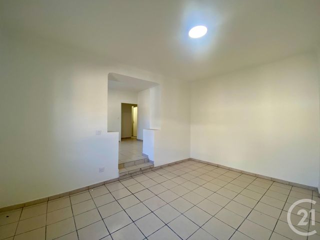 Appartement T2 &agrave; louer - 2 pi&egrave;ces - 38,47 m2 - Lunel - 34 - LANGUEDOC-ROUSSILLON