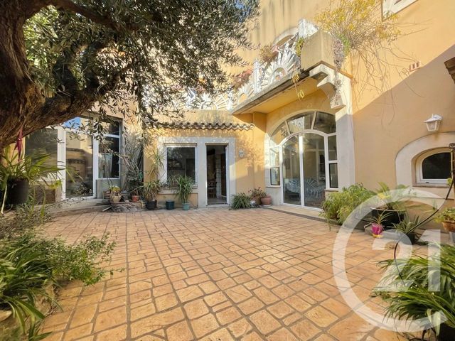 Maison à vendre - 7 pièces - 243,41 m2 - St Just - 34 - LANGUEDOC-ROUSSILLON