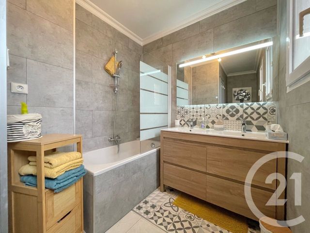 Maison à vendre - 4 pièces - 94,76 m2 - Lunel - 34 - LANGUEDOC-ROUSSILLON