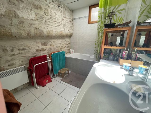 Maison &agrave; louer - 5 pi&egrave;ces - 121,41 m2 - Codognan - 30 - LANGUEDOC-ROUSSILLON