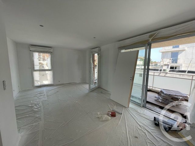 Afficher la photo en grand Appartement F3 à vendre - 3 pièces - 60,39 m2 - Lunel - 34 - LANGUEDOC-ROUSSILLON