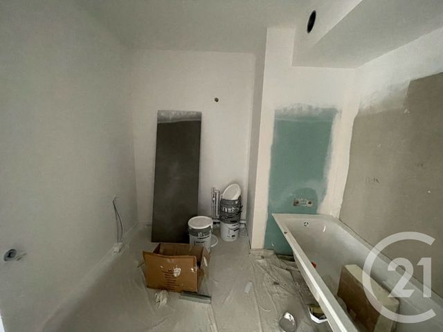 Afficher la photo en grand Appartement F3 à vendre - 3 pièces - 60,39 m2 - Lunel - 34 - LANGUEDOC-ROUSSILLON