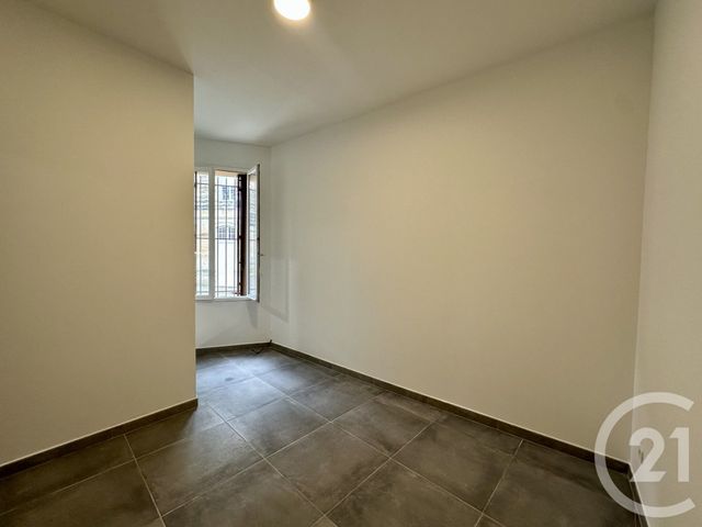 Afficher la photo en grand Appartement F2 à louer - 2 pièces - 44,60 m2 - Vauvert - 30 - LANGUEDOC-ROUSSILLON