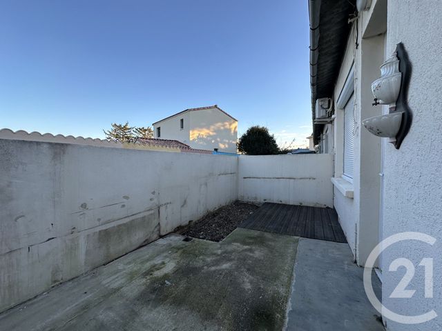 Appartement F3 &agrave; louer - 3 pi&egrave;ces - 47,09 m2 - Codognan - 30 - LANGUEDOC-ROUSSILLON