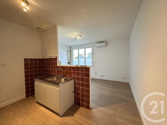 Appartement F3 &agrave; louer - 3 pi&egrave;ces - 47,09 m2 - Codognan - 30 - LANGUEDOC-ROUSSILLON