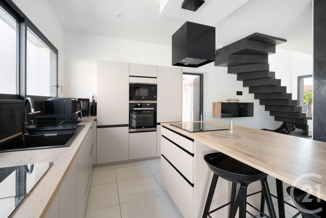 Maison à vendre - 5 pièces - 137,46 m2 - Lunel - 34 - LANGUEDOC-ROUSSILLON