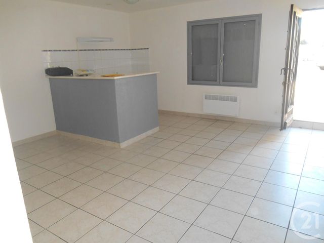 Appartement F2 à louer UCHAUD