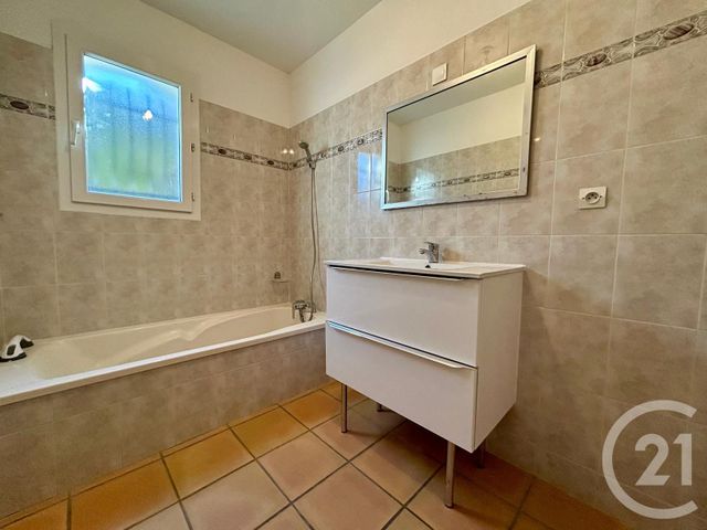 Maison à louer - 4 pièces - 91,75 m2 - Aimargues - 30 - LANGUEDOC-ROUSSILLON