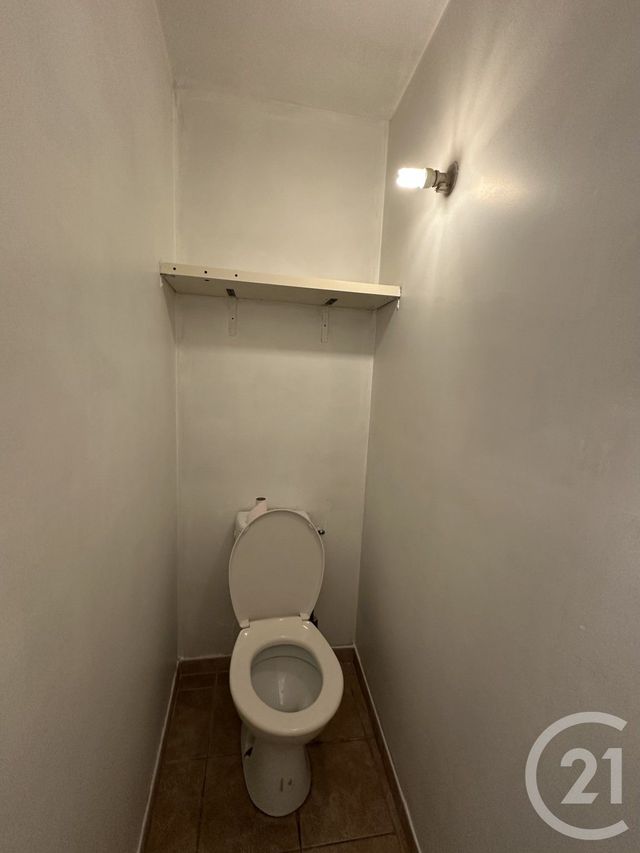 Afficher la photo en grand Appartement Studio à louer - 1 pièce - 31,80 m2 - Lunel - 34 - LANGUEDOC-ROUSSILLON