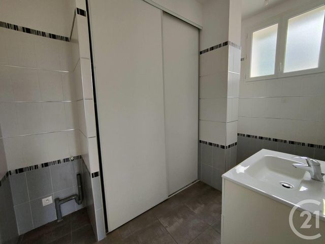 Appartement T2 à louer - 2 pièces - 45,44 m2 - Marsillargues - 34 - LANGUEDOC-ROUSSILLON