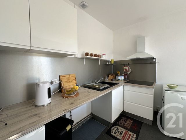 Maison &agrave; louer - 4 pi&egrave;ces - 86,27 m2 - Lunel - 34 - LANGUEDOC-ROUSSILLON