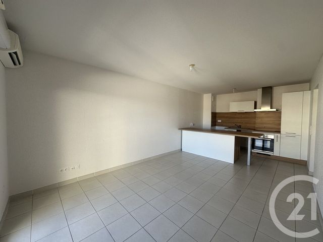 Appartement F3 &agrave; louer - 3 pi&egrave;ces - 65,68 m2 - Lunel - 34 - LANGUEDOC-ROUSSILLON