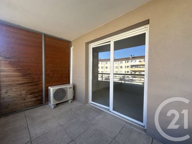Appartement F3 &agrave; louer - 3 pi&egrave;ces - 65,68 m2 - Lunel - 34 - LANGUEDOC-ROUSSILLON