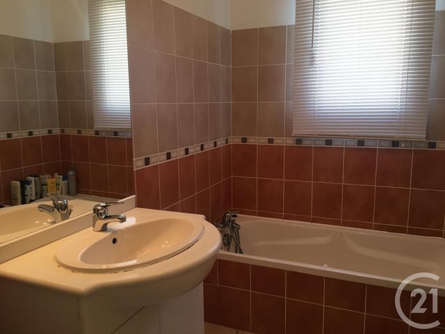 Maison &agrave; louer - 4 pi&egrave;ces - 88 m2 - Gallargues Le Montueux - 30 - LANGUEDOC-ROUSSILLON