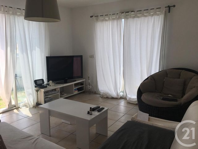 Maison &agrave; louer - 4 pi&egrave;ces - 88 m2 - Gallargues Le Montueux - 30 - LANGUEDOC-ROUSSILLON