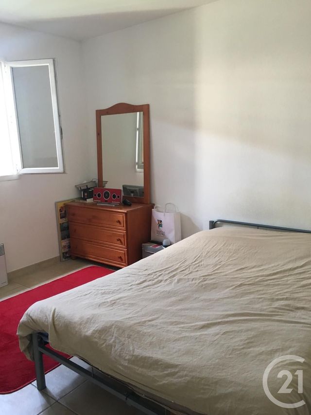 Maison &agrave; louer - 4 pi&egrave;ces - 88 m2 - Gallargues Le Montueux - 30 - LANGUEDOC-ROUSSILLON