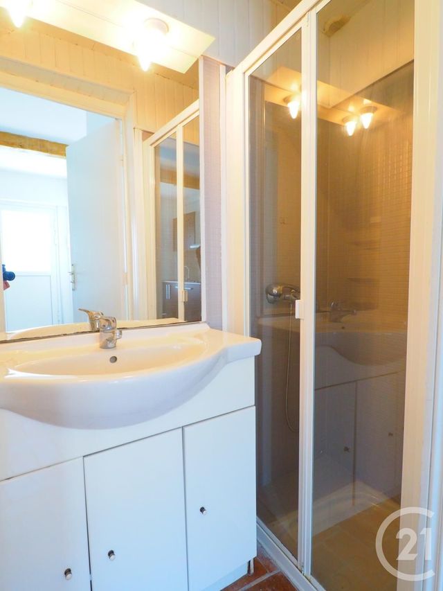 Maison &agrave; louer - 2 pi&egrave;ces - 33,29 m2 - St Laurent D Aigouze - 30 - LANGUEDOC-ROUSSILLON