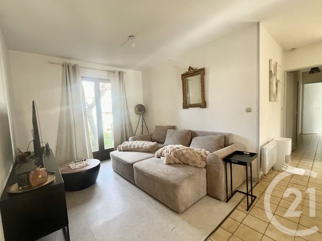 Maison &agrave; louer - 3 pi&egrave;ces - 73,78 m2 - Lunel - 34 - LANGUEDOC-ROUSSILLON