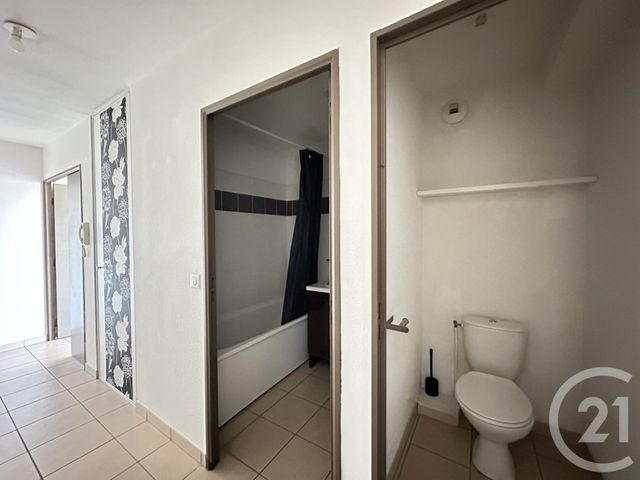 Appartement F2 &agrave; louer - 2 pi&egrave;ces - 46,96 m2 - Lunel - 34 - LANGUEDOC-ROUSSILLON