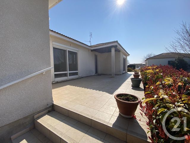 Maison &agrave; louer - 5 pi&egrave;ces - 137,34 m2 - Vauvert - 30 - LANGUEDOC-ROUSSILLON