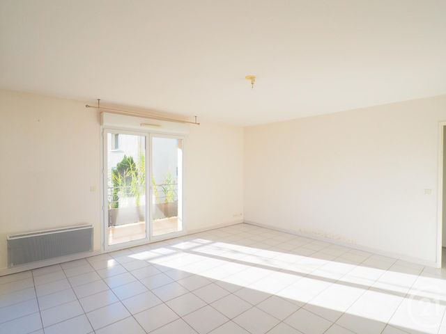 Appartement F3 &agrave; louer - 3 pi&egrave;ces - 63,25 m2 - Lunel - 34 - LANGUEDOC-ROUSSILLON