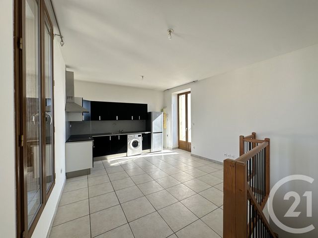 Appartement F2 à louer AUBAIS