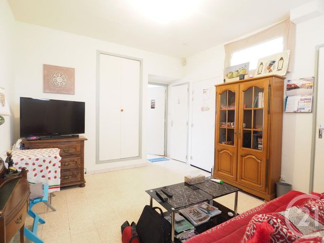 Appartement T2 &agrave; louer - 2 pi&egrave;ces - 46,27 m2 - Lunel - 34 - LANGUEDOC-ROUSSILLON