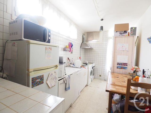 Appartement T2 &agrave; louer - 2 pi&egrave;ces - 46,27 m2 - Lunel - 34 - LANGUEDOC-ROUSSILLON