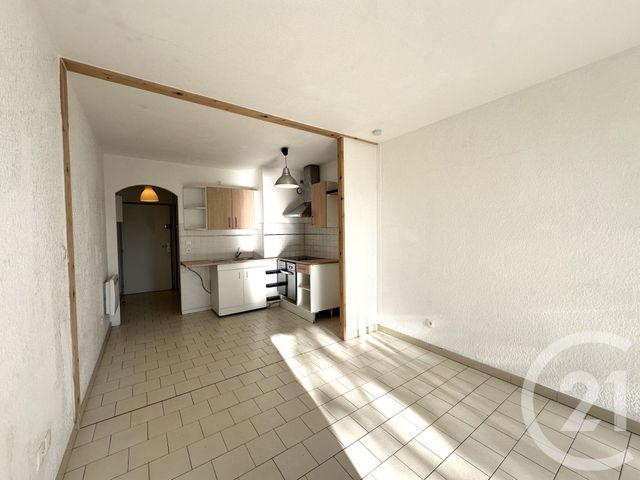 Appartement Studio &agrave; louer - 1 pi&egrave;ce - 30,81 m2 - Lunel - 34 - LANGUEDOC-ROUSSILLON