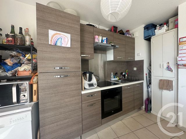 Appartement F3 &agrave; louer - 3 pi&egrave;ces - 64,52 m2 - Aimargues - 30 - LANGUEDOC-ROUSSILLON