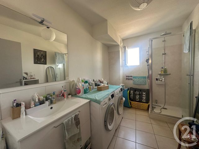 Appartement F3 &agrave; louer - 3 pi&egrave;ces - 64,52 m2 - Aimargues - 30 - LANGUEDOC-ROUSSILLON